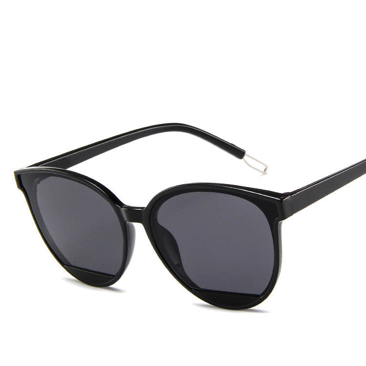 Ladova Ladies Round Frame Personalized Sunglasses